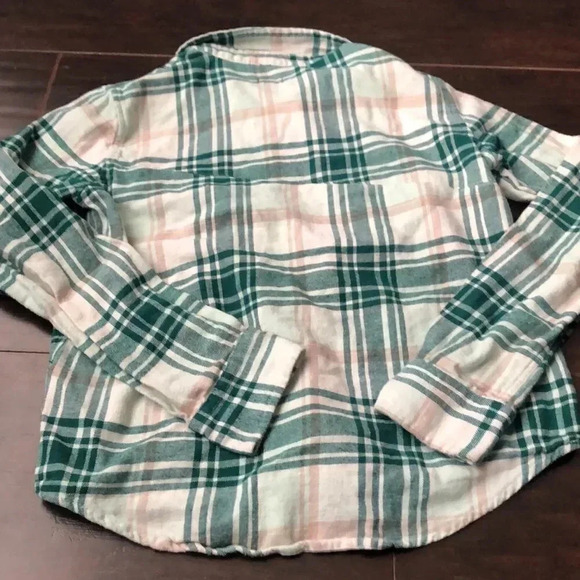 VOLCOM | Green and pink plaid button down shirt - Picture 9 of 9